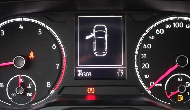 Volkswagen Polo cena 42900 przebieg: 49303, rok produkcji 2019 z Gniezno małe 254